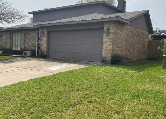 Property at 8407 Church Light Ln, Houston, TX 77064, 3 beds, 2.5 baths