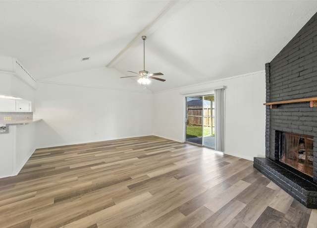 Property at 3410 Meadow Loop E, Pasadena, TX 77505, 3 beds, 2 baths