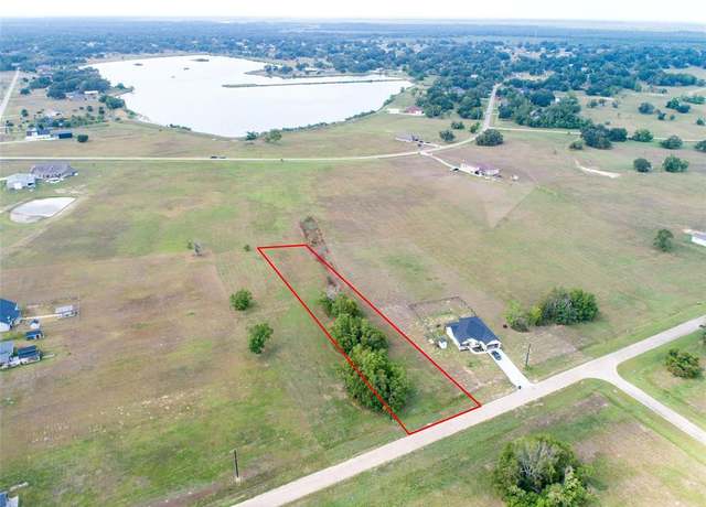 Property at 308 Colt Trl, Angleton, TX 77515