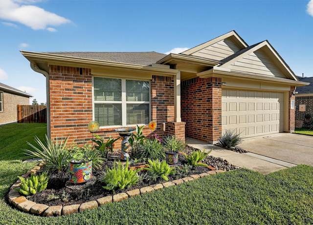 Property at 5636 Rainflower Terrace Ln, Spring, TX 77389, 3 beds, 2 baths