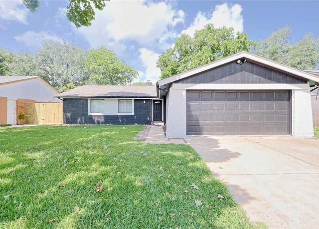 Property at 9910 Kent Towne Ln, Sugar Land, TX 77498, 3 beds, 2 baths