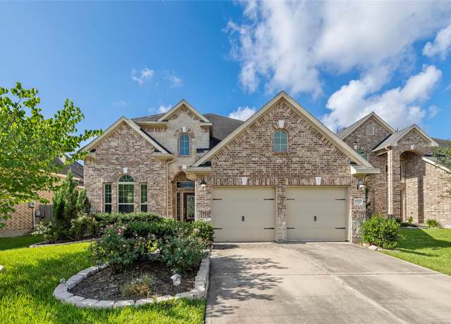 Property at 19727 Lakeside Pointe Ct, Richmond, TX 77407, 4 beds, 3.5 baths