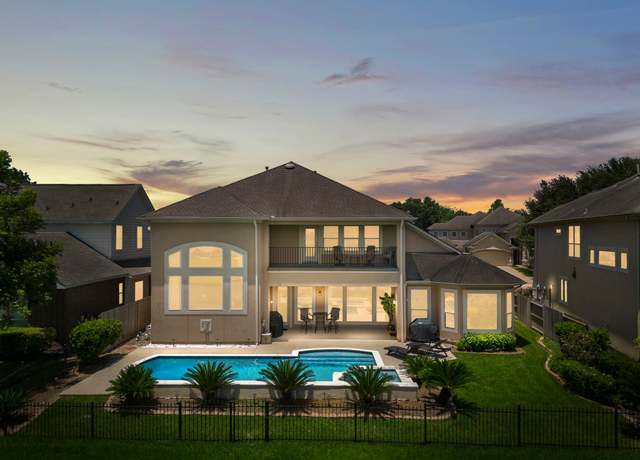 Property at 5115 Pineridge Dr, Sugar Land, TX 77479, 4 beds, 4 baths