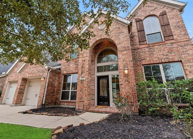 Property at 4918 Cancun Hills Ct, Fulshear, TX 77441, 4 beds, 3.5 baths