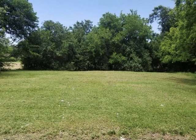 Property at 5427 N Crooked Creek Dr, Houston, TX 77017