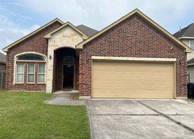 Property at 6233 Luce St, Houston, TX 77087, 3 beds, 2 baths