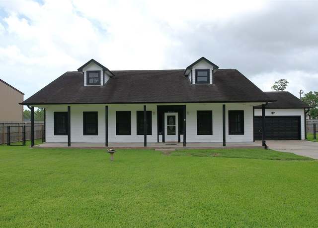 Property at 8623 Delesandri Rd, Hitchcock, TX 77563, 3 beds, 2 baths