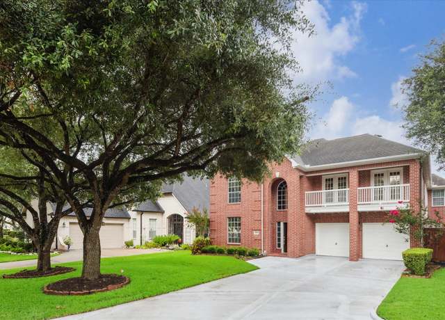 Property at 1766 Lakeside Enclave Dr, Houston, TX 77077, 5 beds, 4.5 baths