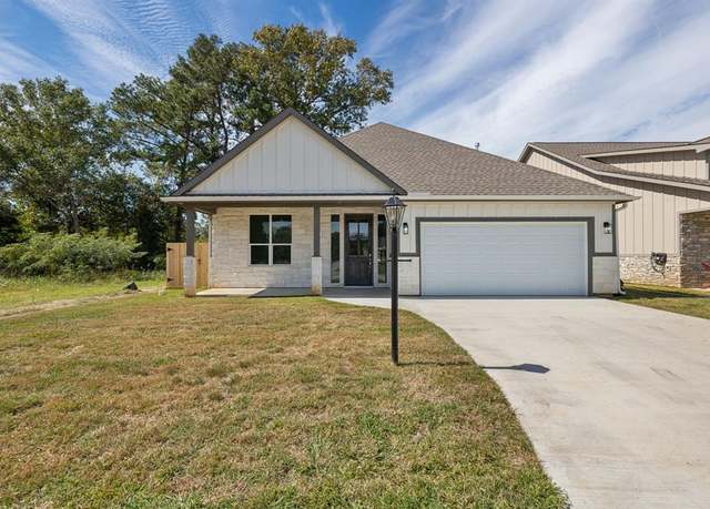 Property at 120 Sunshine Ln, Livingston, TX 77351, 3 beds, 2 baths