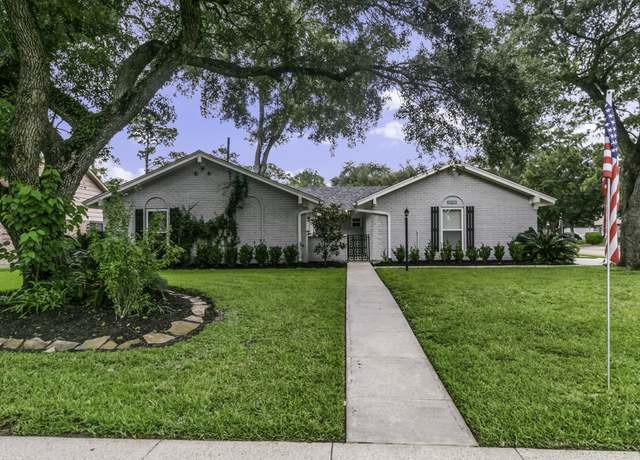 Property at 1918 Springwell Dr, Houston, TX 77043, 3 beds, 2 baths