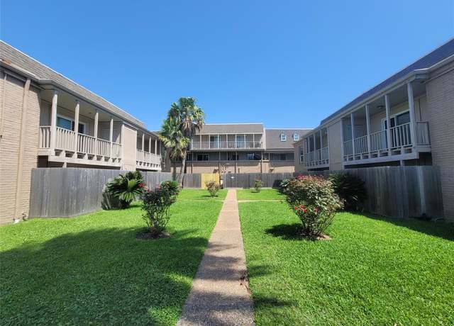Property at 215 Post Office St #1001, Galveston, TX 77550, 2 beds, 1 bath