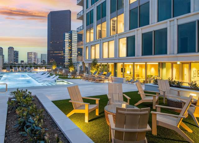 Property at 5656 San Felipe St #1304, Houston, TX 77056, 2 beds, 2.5 baths