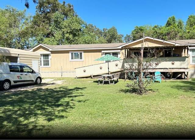 Property at 181 Janning St, Coldspring, TX 77331, 4 beds, 2 baths