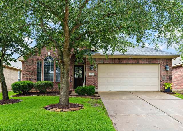 Property at 8934 Headstall Dr, Tomball, TX 77375, 3 beds, 2 baths