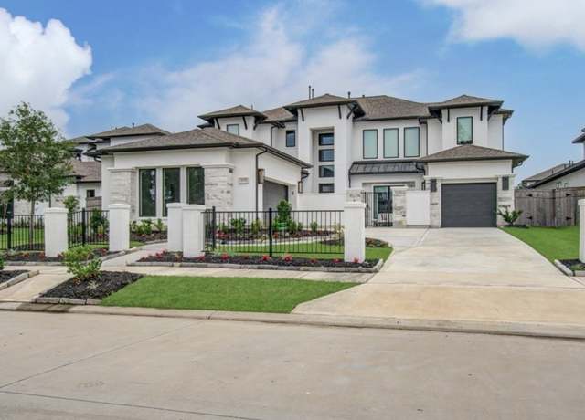 Property at 8911 Orchard Cv, Missouri City, TX 77459, 5 beds, 5.5 baths