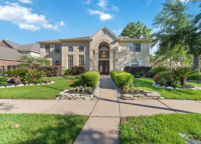 Property at 16602 Blue Vista Dr, Houston, TX 77095, 5 beds, 4.5 baths