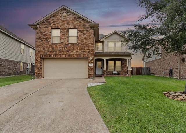 Property at 5443 Espuela Ln, Baytown, TX 77521, 4 beds, 2.5 baths