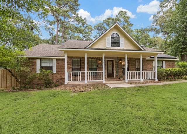 Property at 23818 Pin Oak Dr, Spring, TX 77389, 3 beds, 2.5 baths