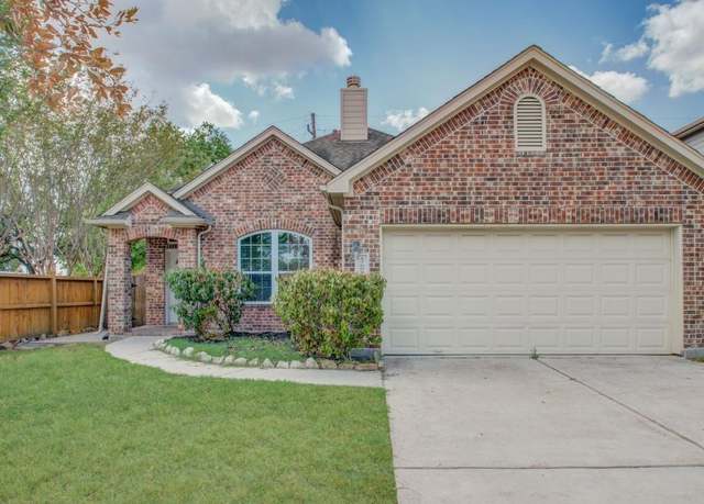 Property at 17603 Memorial Falls Dr, Tomball, TX 77375, 3 beds, 2 baths