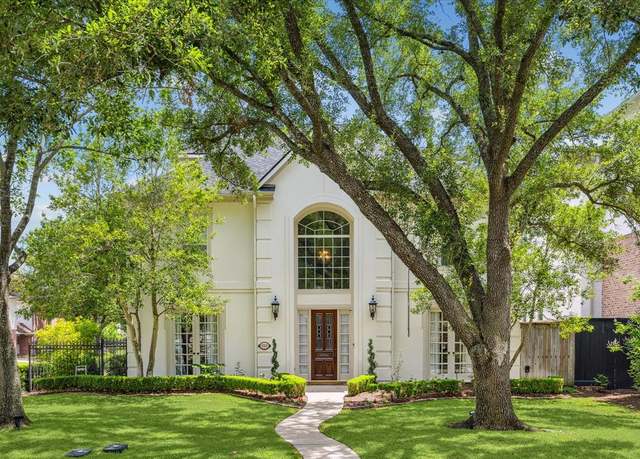 Property at 5301 Grand Lake St, Bellaire, TX 77401, 5 beds, 4.5 baths
