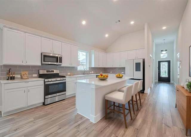 Property at 200 Catalina Cove Dr, Katy, TX 77493, 4 beds, 2 baths