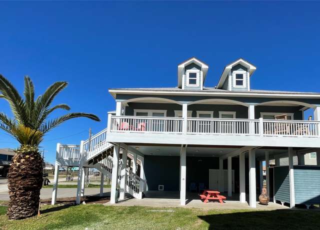 Property at 970 S Redfish St, Crystal Beach, TX 77650, 3 beds, 2 baths