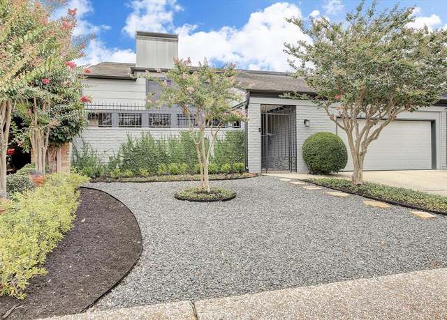 Property at 5528 Shadow Crest St, Houston, TX 77096, 3 beds, 2.5 baths