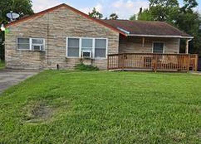 Property at 3707 Alsace St, Houston, TX 77021, 2 beds, 1 bath