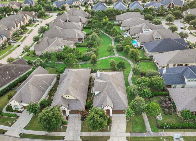 Property at 15 Floral Hills Ln, Fulshear, TX 77441, 3 beds, 3.5 baths