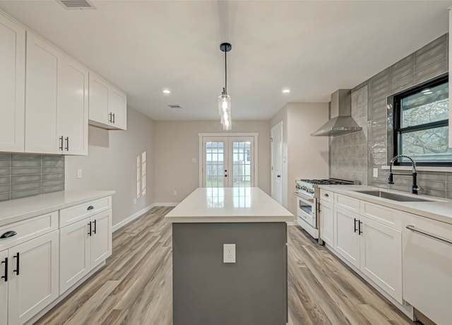 Property at 2111 Nina Lee Ln, Houston, TX 77018, 4 beds, 2 baths