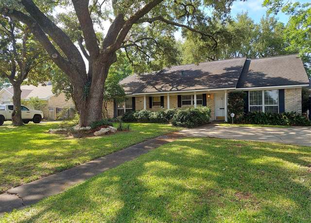 Property at 8119 Bellaire Blvd, Houston, TX 77036, 5 beds, 2.5 baths