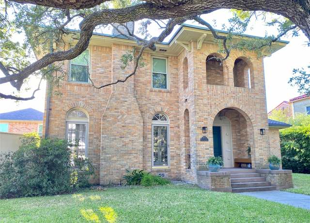 Property at 1 Cedar Lawn Dr S, Galveston, TX 77551, 3 beds, 2.5 baths