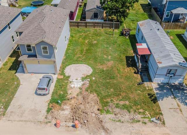 Property at 131 Egret Canal S, Baytown, TX 77523