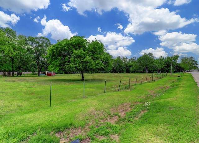 Property at 350 Old Galveston Rd, Alvin, TX 77511