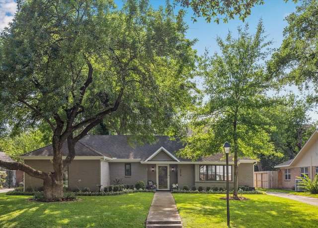 Property at 2514 Briarbrook Dr, Houston, TX 77042, 3 beds, 2.5 baths
