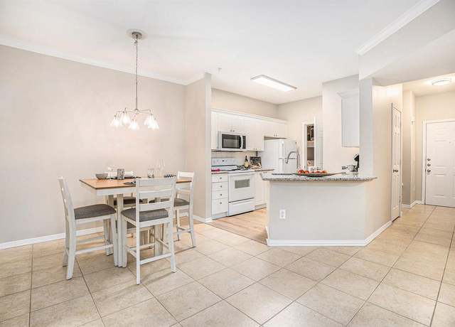 Property at 3045 Marina Bay Dr #3106, League City, TX 77573, 2 beds, 2 baths