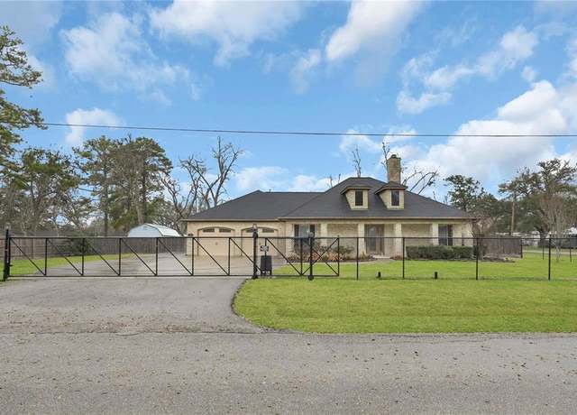 Property at 723 Reidland St, Crosby, TX 77532, 4 beds, 2.5 baths