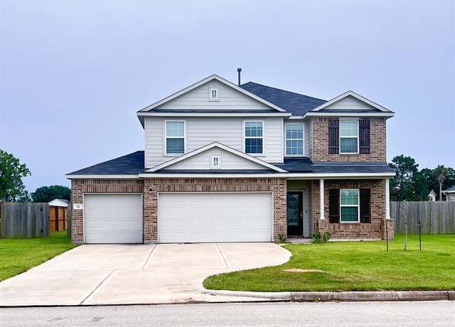 Property at 521 Green Meadows Dr, West Columbia, TX 77486, 4 beds, 2.5 baths