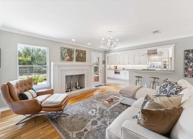 Property at 12815 Traviata Dr, Houston, TX 77024, 3 beds, 2 baths