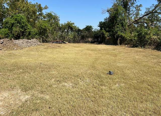 Property at 4918 Elysian St, Houston, TX 77009