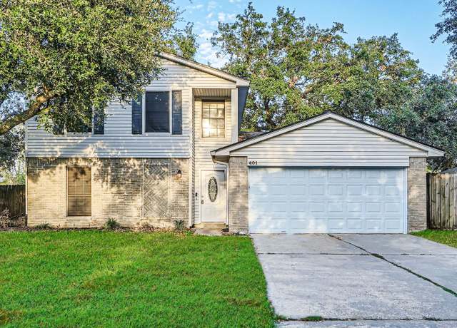Property at 401 Summer Place Ct, League City, TX 77573, 3 beds, 2.5 baths