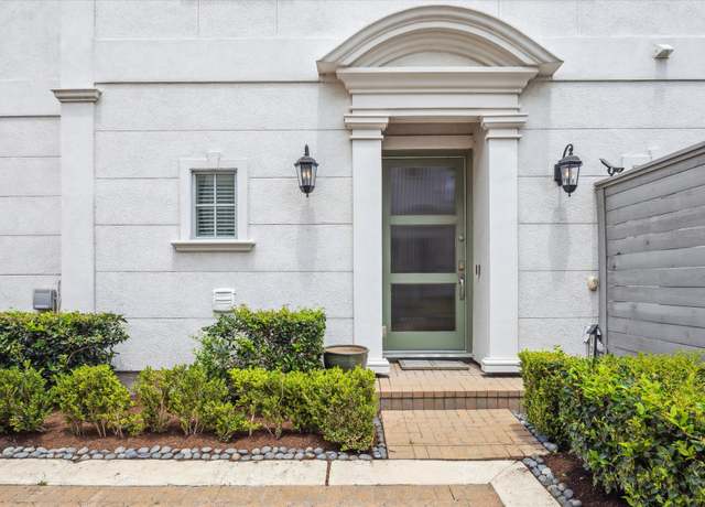 Property at 1352 Kent Grove Pl, Houston, TX 77055, 3 beds, 3.5 baths