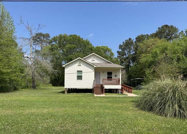 Property at 208 County Road 308, Cleveland, TX 77327, 2 beds, 2 baths