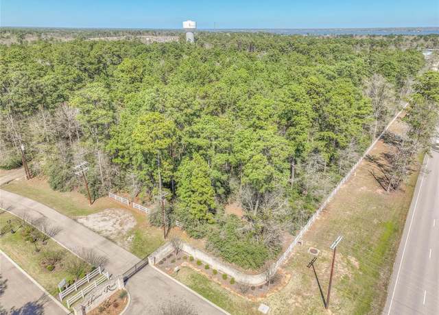 Property at 14730 Highland Ranch Dr, Montgomery, TX 77316