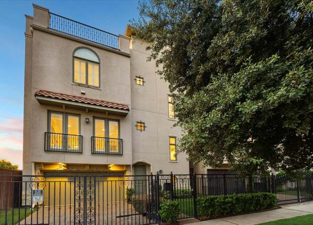 Property at 2006 Helena St, Houston, TX 77002, 3 beds, 3.5 baths