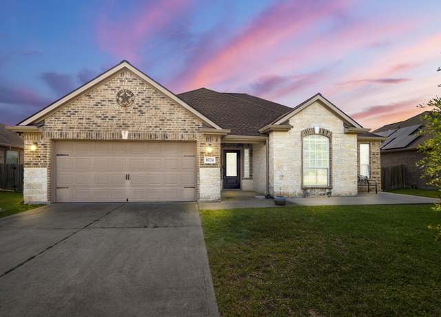 Property at 18724 Carrizo Trl, Magnolia, TX 77355, 3 beds, 2 baths