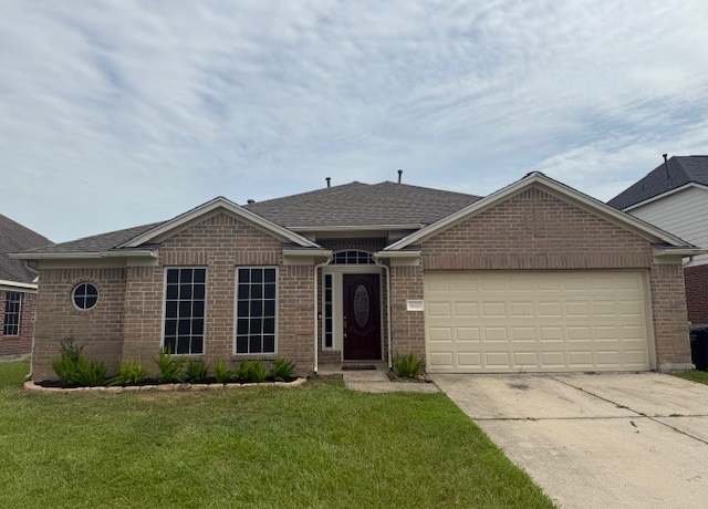 Property at 5610 Bay Leaf Dr, Baytown, TX 77521, 3 beds, 2 baths