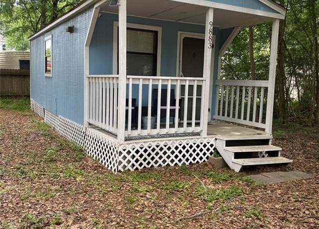 Property at 9883 Arbor Oak, Willis, TX 77318, 1 bed, 1 bath