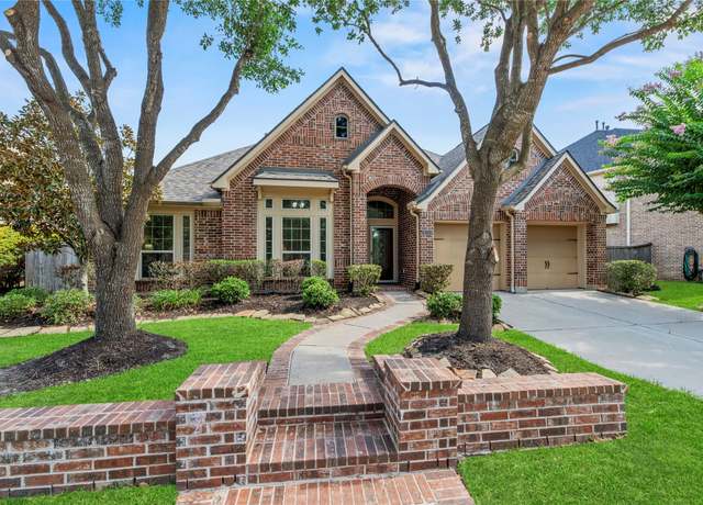 Property at 18306 E Morgans Bend Dr, Cypress, TX 77433, 4 beds, 3 baths