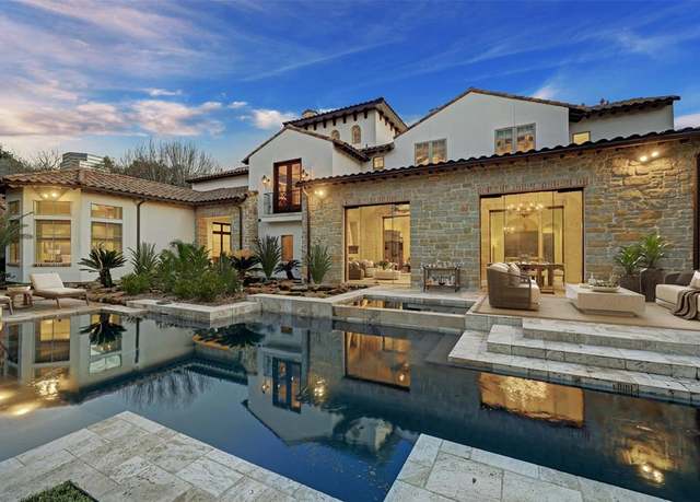 Property at 5126 Doliver Dr, Houston, TX 77056, 5 beds, 5.5 baths
